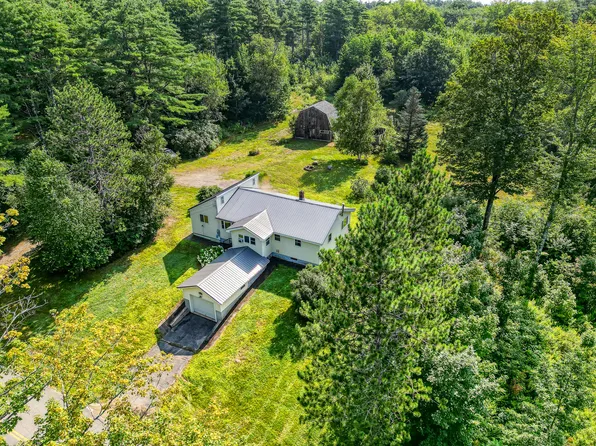 737 Nash Road, Pittston, ME 04345