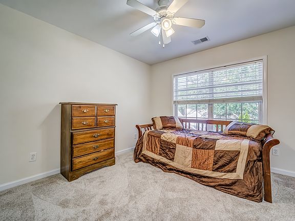 3rd image of 400 Windsong Way