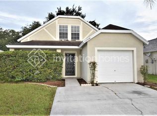 22724 Saint Thomas Cir, Lutz, FL 33549