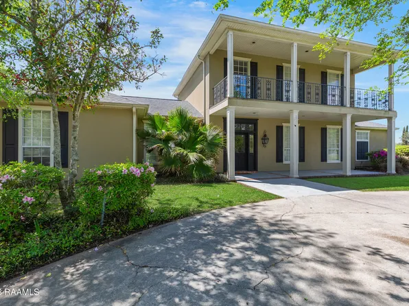 715 Mallard Cv, New Iberia, LA 70560