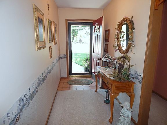 5th image of 1402 Parlor City Dr