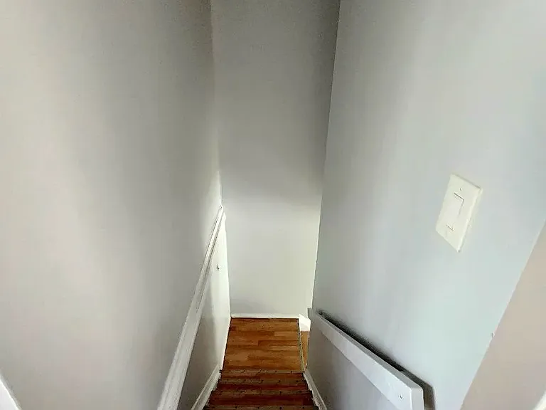 112 W Parmenter St #B — Photo 3
