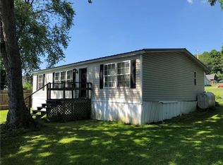 132 E Walnut St, Mahaffey, PA 15757