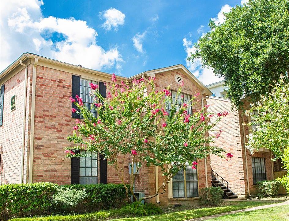 1st image of 2255 Braeswood Park Dr APT 300