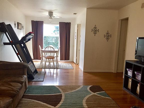 3rd image of 2756 W Princeton Ave