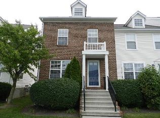 966 Hartford Village Blvd, Columbus, OH