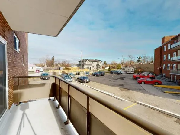 506 Danforth Rd #Den, Toronto, ON M1K 1C6