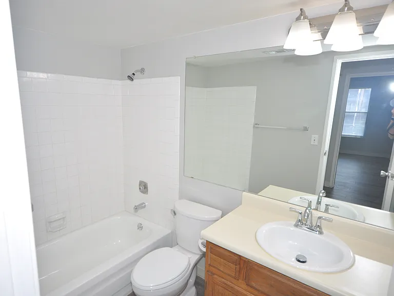 12073 E Harvard Ave #204 — Photo 13