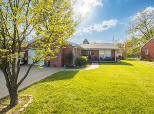 2700 Dartmouth Dr, Owensboro, KY 42301
