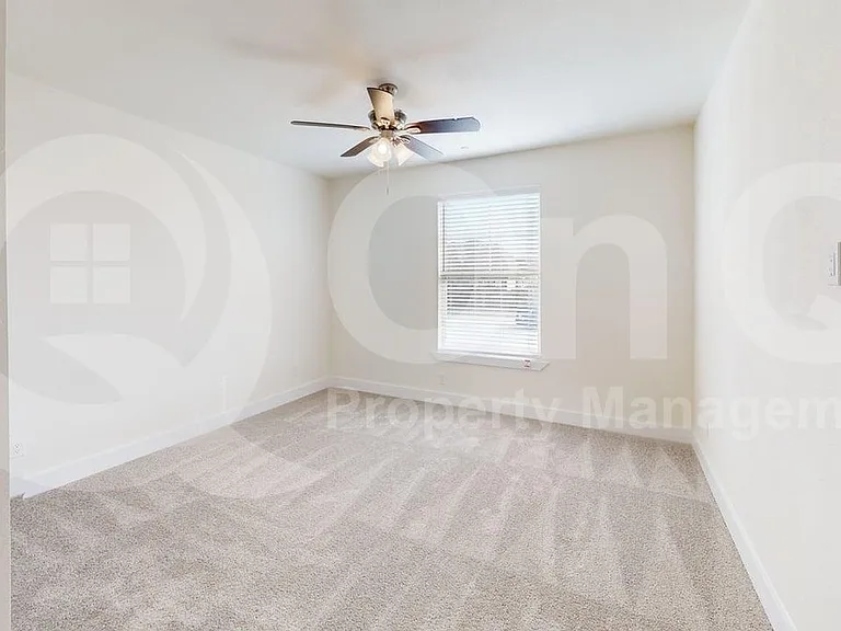 353 Buck Ridge Dr — Photo 9