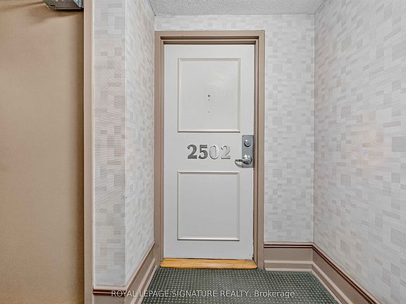3rd image of 715 Don Mills Rd #2502