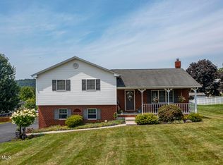 430 Aggie St, Hollidaysburg, PA 16648