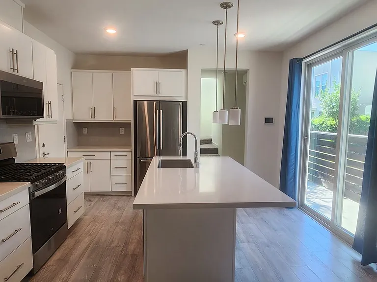 141 Log Pond Ln — Photo 6