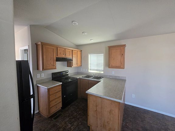 5th image of 6410 S Fontana Ave Lot 30