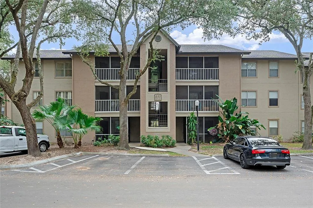 Building Photo - 633 Buoy Ln #306