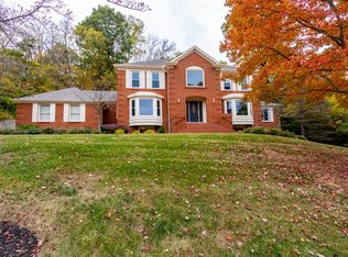 5630 Brookstone Dr, Anderson Twp, OH 45230