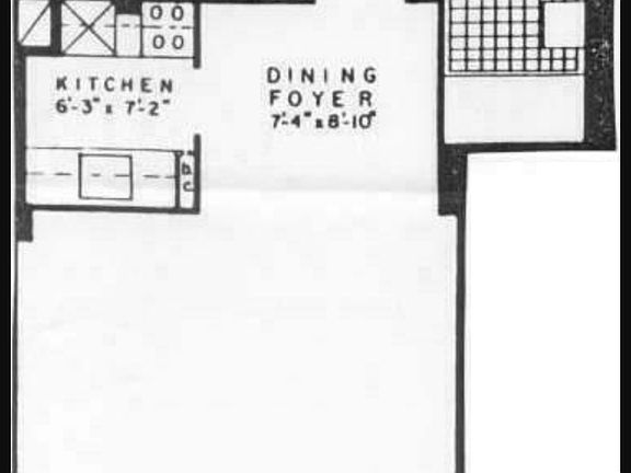 2nd image of 220 E 60th St APT 6A
