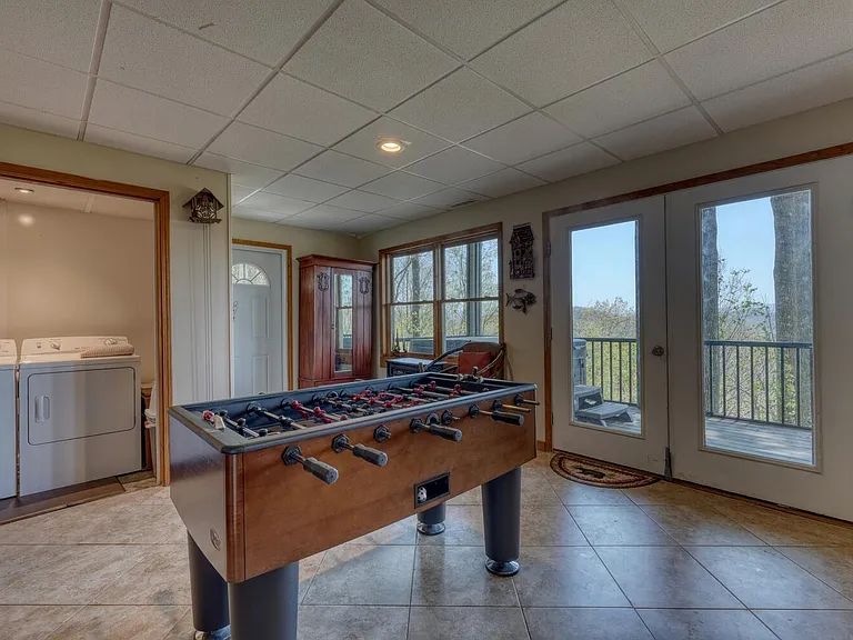1142 Walnut Rdg — Photo 18