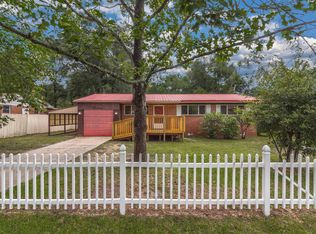 550 Purl Adams Ave, Crestview, FL 32539