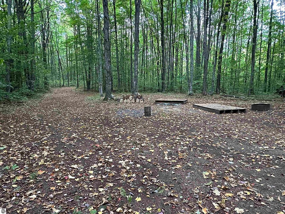1st image of 0 Trail 21