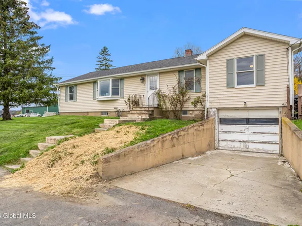 3 Otty Drive, Hudson, NY 12534