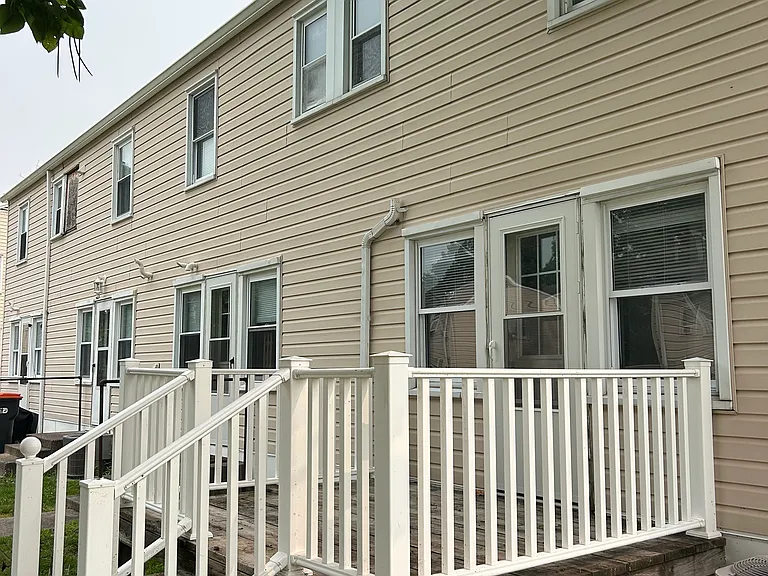 100-36A Midland Hts — Photo 1