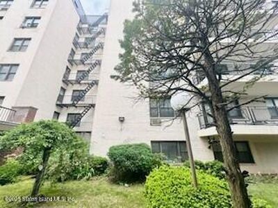 3855 Shore Pkwy APT 3M, Brooklyn, NY, 11235