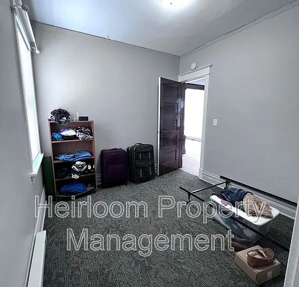 17 E 6th St #2 — Photo 14