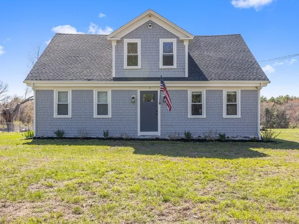 145 Marion Rd, Middleboro, MA 02346