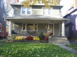 3003 Somerton Rd, Cleveland, OH 44118