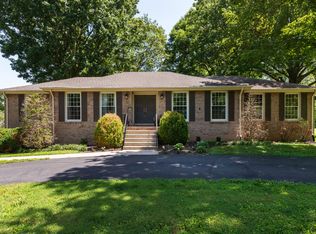 2210 Riverview Dr, Murfreesboro, TN 37129