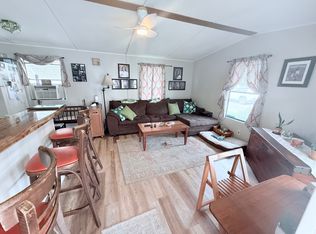 4 Topaz Dr, Eustis, FL 32726