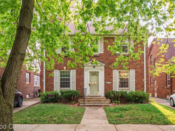 20121 Briarcliff Rd, Detroit, MI 48221
