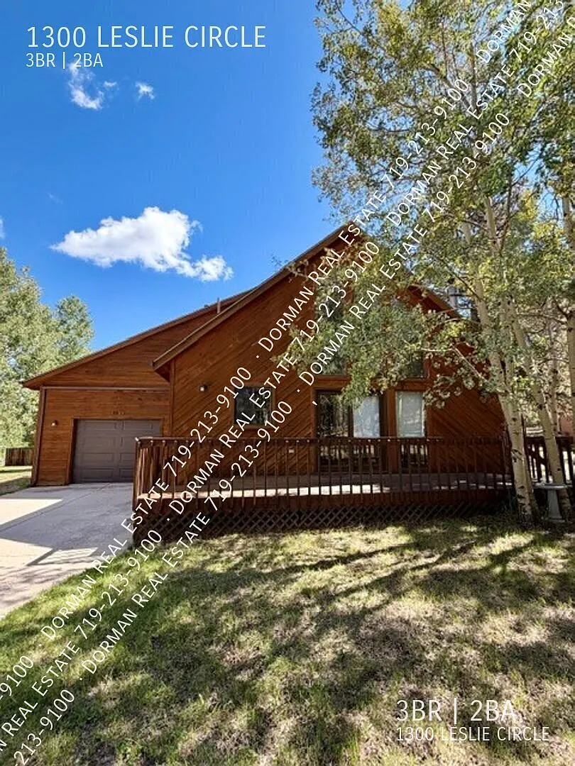 Beautiful 3-Bed, 2 bath, oversized 1 car garage Home in Desirable Northwoods! — Photo 1