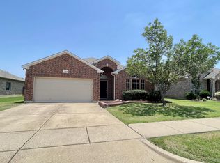 7809 Corona Ct, Arlington, TX 76002