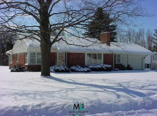 2645 Ayershire Dr, Bloomfield Hills, MI