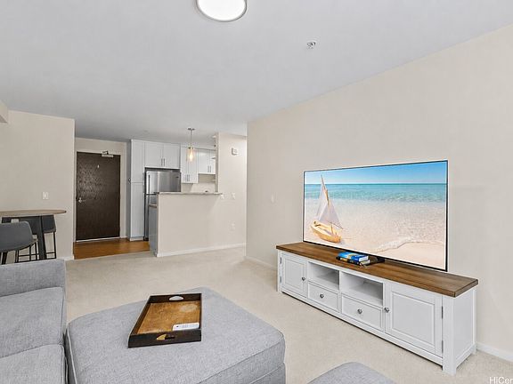 4th image of 1800 Kaioo Dr APT C303