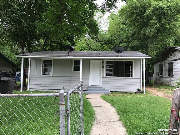 2nd image of 426 Dorie St