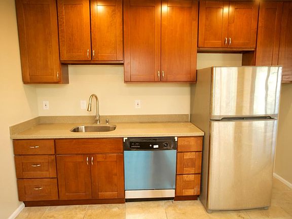 2nd image of 40 Sunol St APT 06
