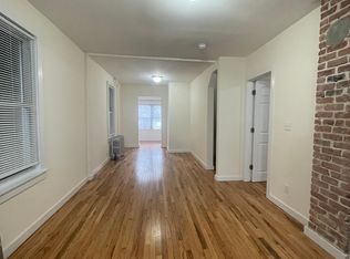 219 Beach 99th St, Far Rockaway, NY 11694