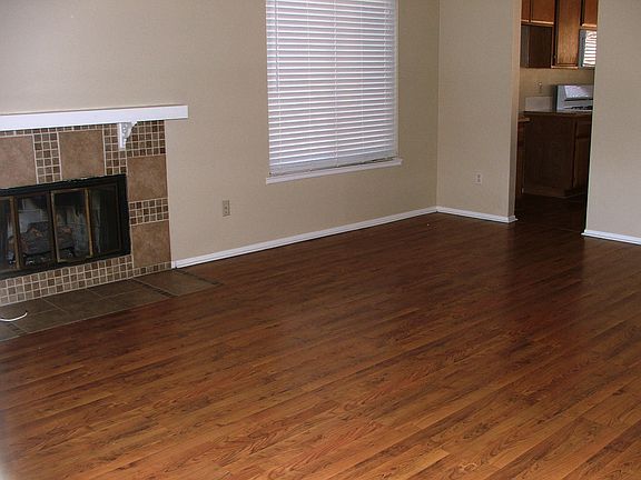 3rd image of 24688 Huntley Dr