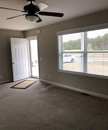 3rd image of 25915 Country Meadows Dr