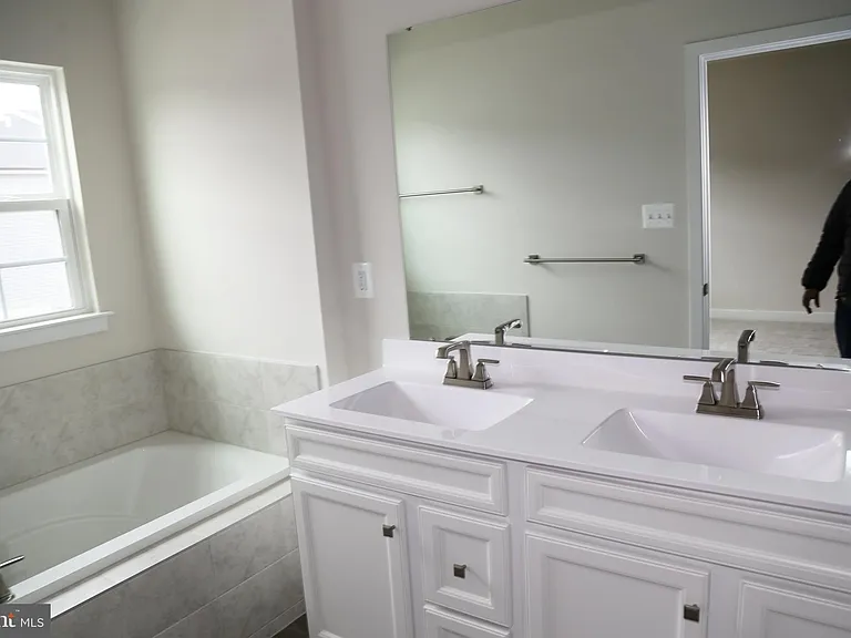 1790 Atlas Dr — Photo 24