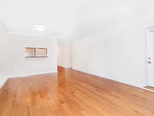 Sold by Row Real Estate LLC | media 3