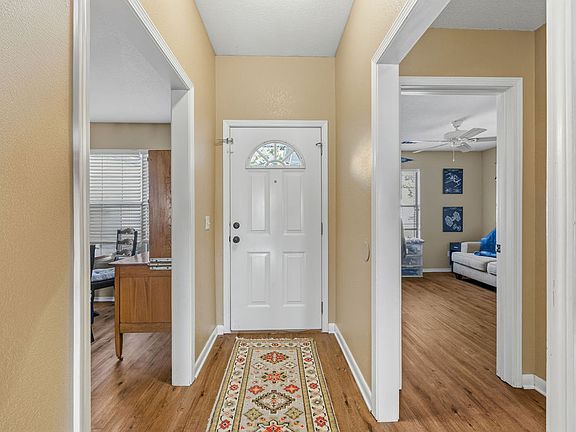 4th image of 2547 Lost Springs St