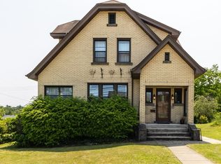 3774 Windgap Ave, Pittsburgh, PA 15204
