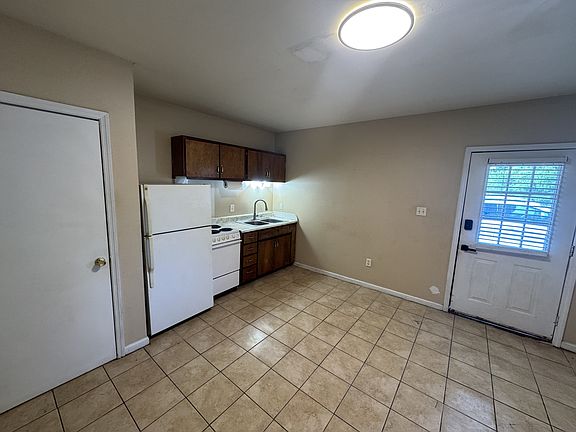 4th image of 612 N Atlanta Ave #B