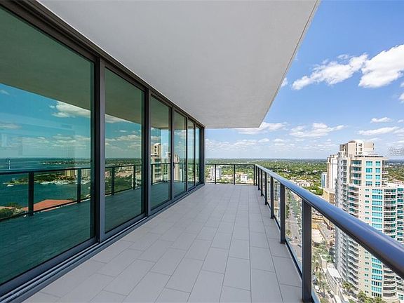 4th image of 100 1st Ave N Unit 3005