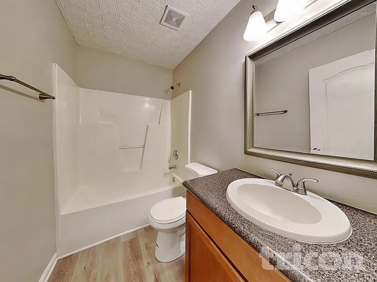 1829 Elkpark Dr — Photo 13
