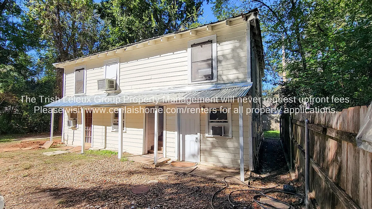 Building Photo - 2424 Elliott St